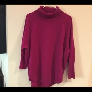 Magaschoni 100% cashmere turtleneck sweater.